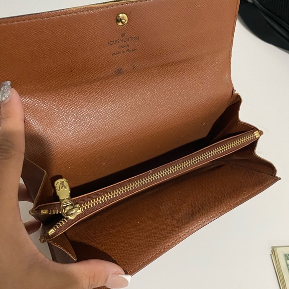 Louis Vuitton Brown Monogram Wallet - Picture 6 of 9